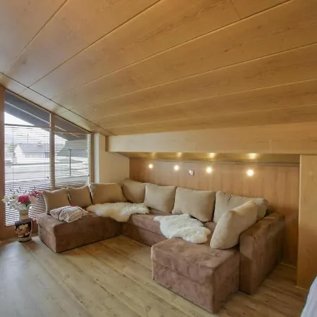 Апартаменты Golden Gapa Studio Penthouse 12 *