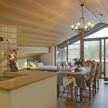 Golden Gapa Studio Penthouse 12 Апартаменты *